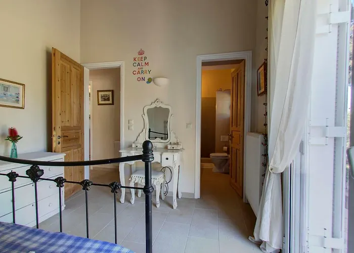 别墅 Oleander Kouramaditika